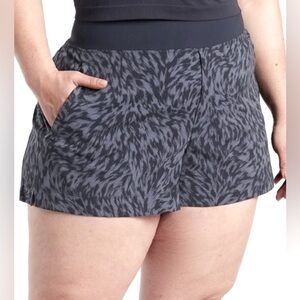 Athleta Trekkie North Printed Short Lightweight Hiking Activewear Size‎ 18 NWT